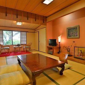 Japanese-Style Room